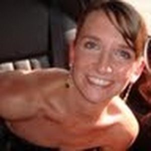 Meet your Posher, Maura